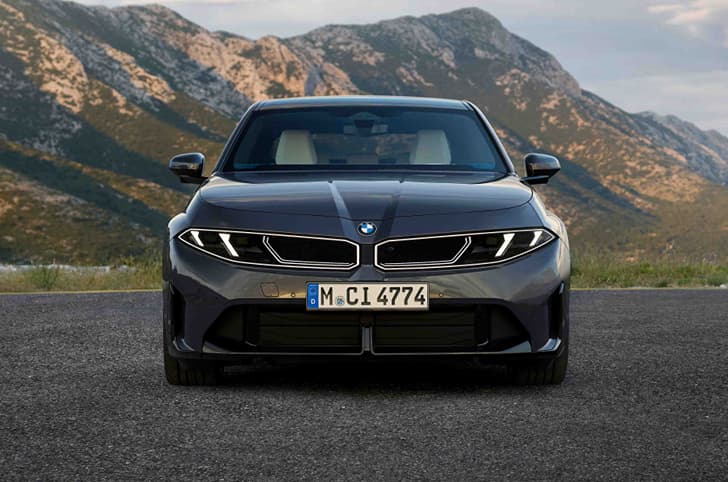 bmw 3 series g50 on road