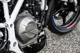 BMW F 450 R image gallery