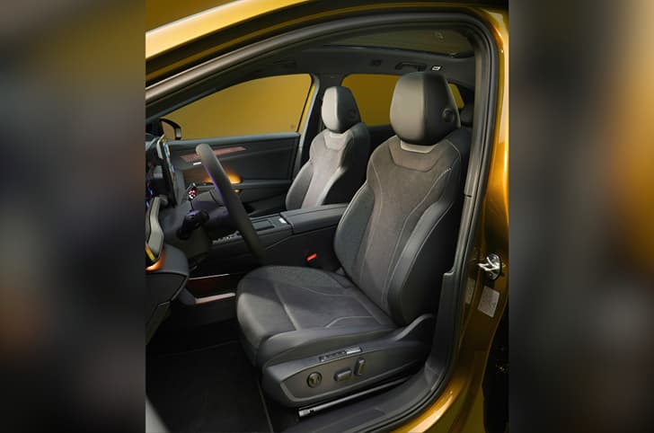 volkswagen id tiguan in studio