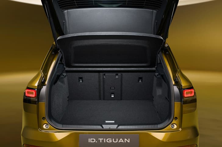 volkswagen id tiguan in studio