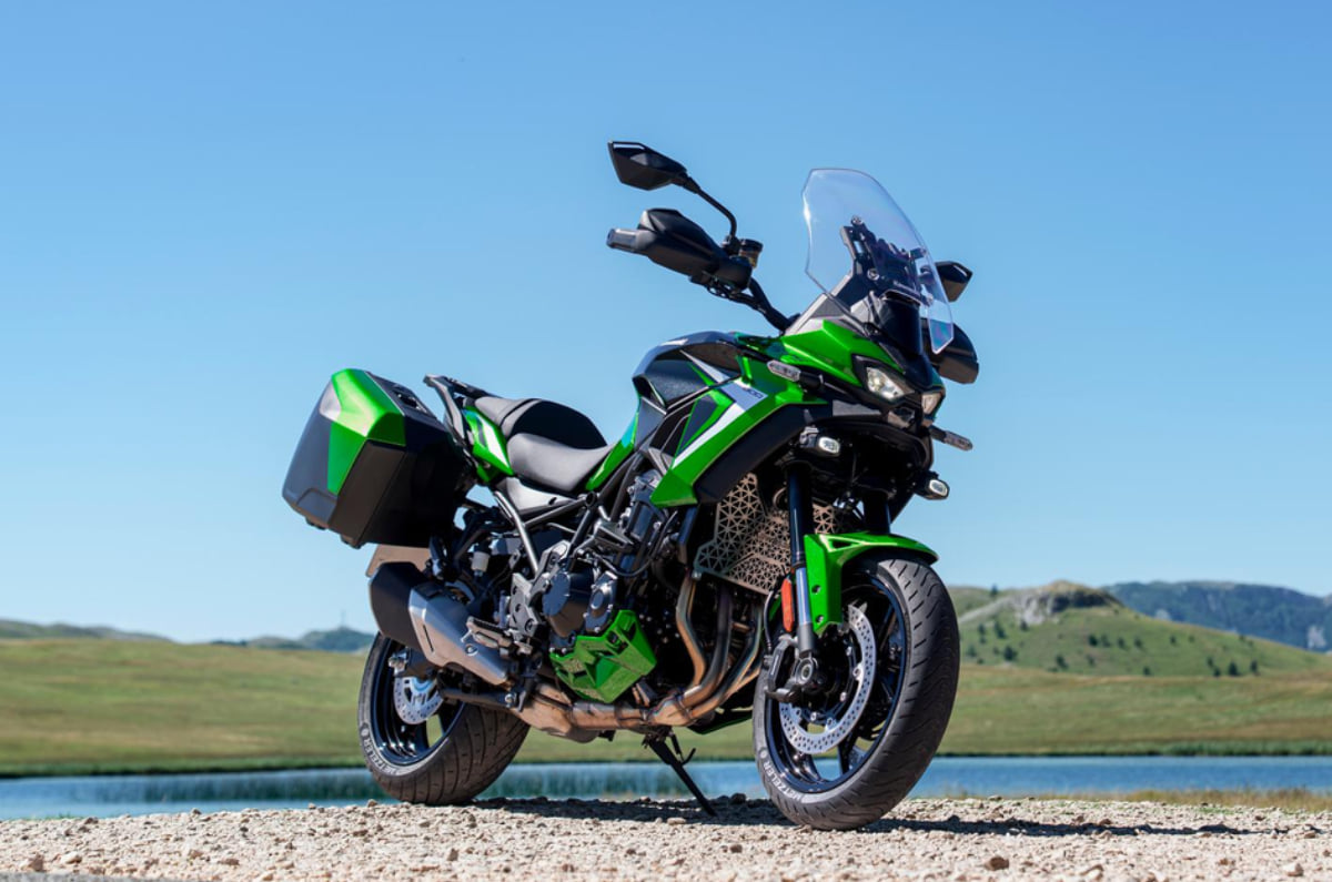 2027 Kawasaki Versys 900 image gallery