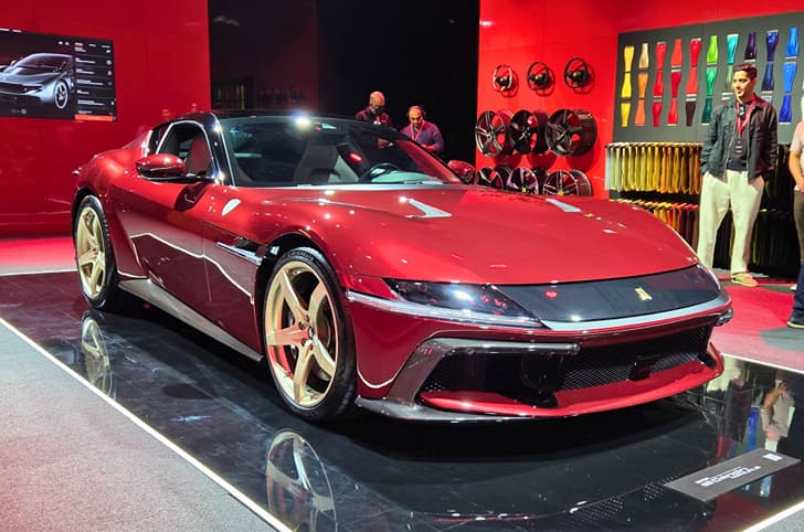 Ferrari 12Cilindri Manuale Front Quarter