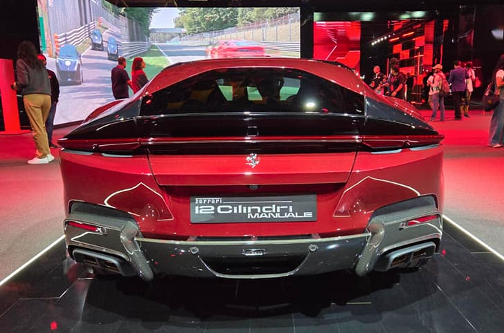 Ferrari 12Cilindri Manuale Rear