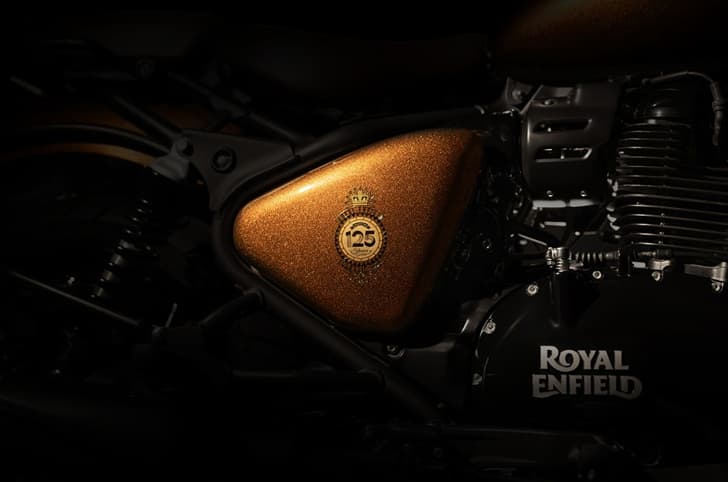 A close up of the "Celebrating 125 years" insignia on the Royal Enfield Classic 650's right sidepanel. The insignia is present on the left side too.
