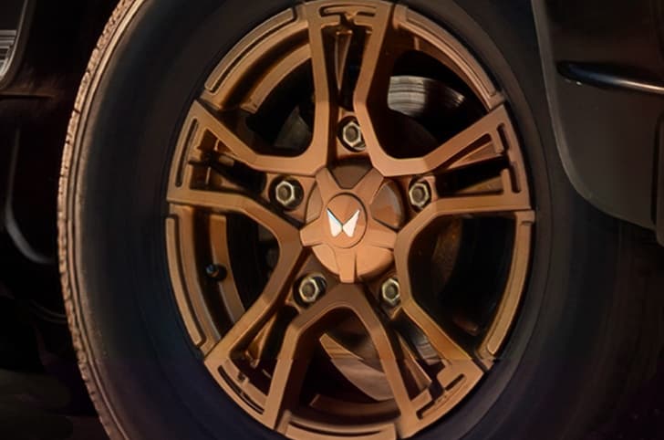 Mahindra Bolero Bold Edition Alloy Wheels