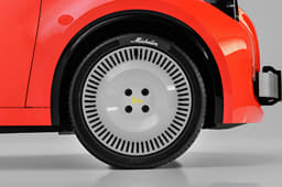 citroen 2cv concept in studio