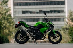 Kawasaki Z300 Image gallery