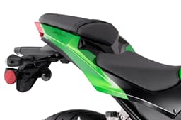 A closeup indoor render of the Kawasaki Z300 pillion seat