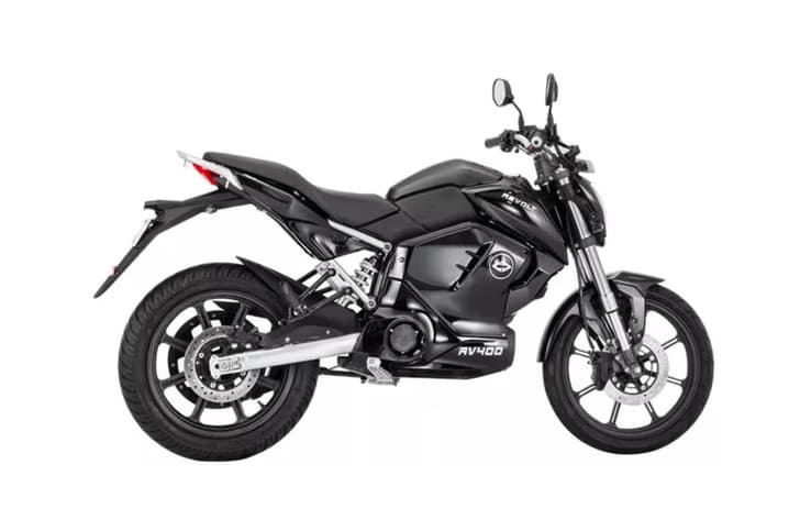 Revolt RV 400