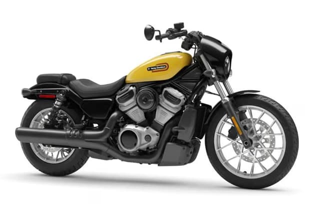 Yellow & Black color Image - 28991