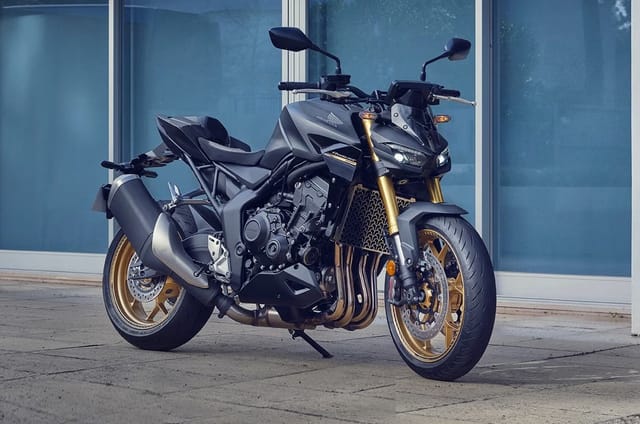 Matte Black Metallic color