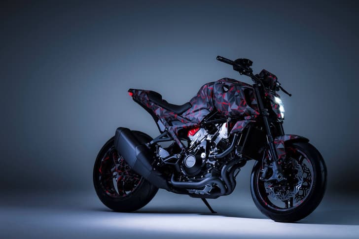 Honda V3R prototype side profile shot