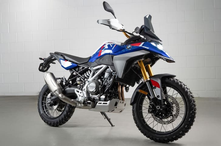 BMW F 450 GS front three fourth static shot