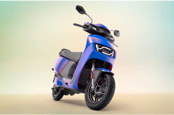 Front static of the Hero Vida VX2