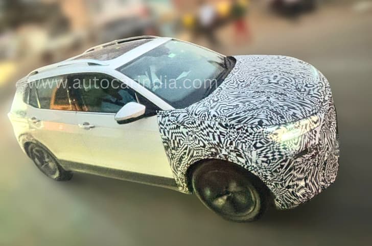 Skoda Kushaq facelift to get a panoramic sunroof Skoda Kushaq facelift to get a panoramic sunroof