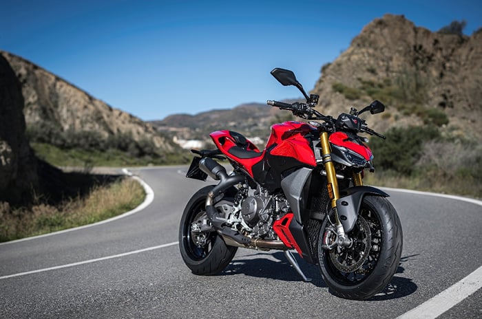 Streetfighter V2 S parked on a canyon road