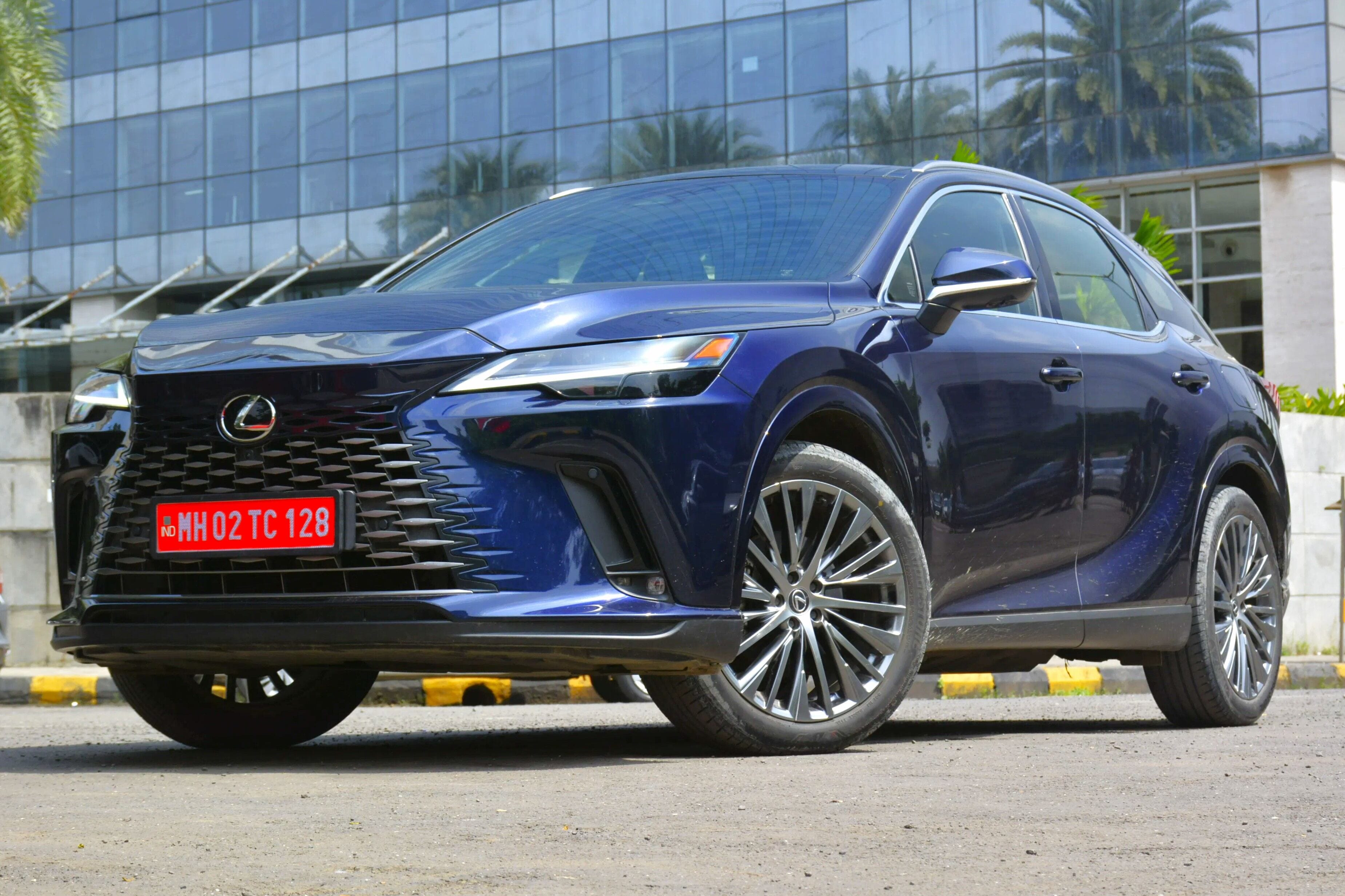 lexus rx front three quarter