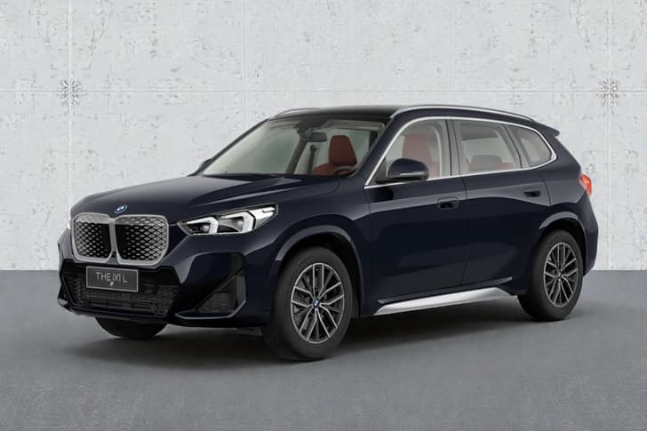 Bmw Ix1 Lwb Carbon Black Metallic color
