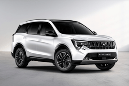 Mahindra Xuv 7xo Everest White Dual Tone color