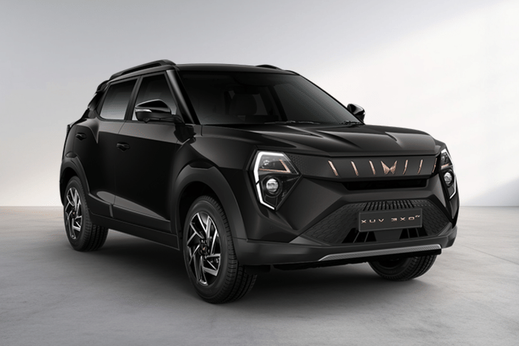 Mahindra Xuv 3xo Ev Stealth Black color Mahindra Xuv 3xo Ev Stealth Black color