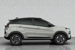 Tata Nexon Ev Empowered Oxide color