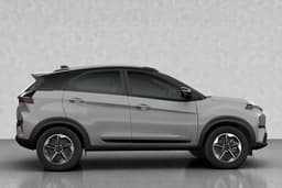 Tata Nexon Ev Pure Grey color