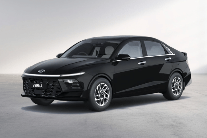 Hyundai Verna Images