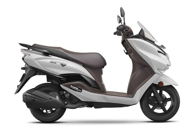 Pearl Mirage White color