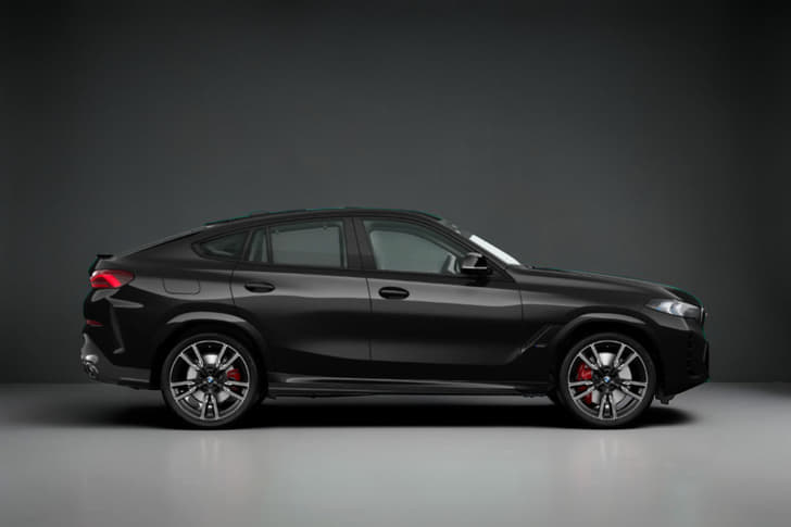 BMW X6 Black Sapphire color