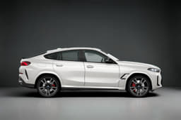 BMW X6 Mineral White color BMW X6 Mineral White color