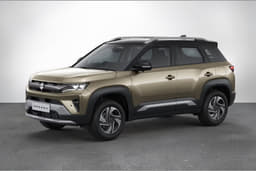 Maruti Suzuki Brezza Lustrous Beige with Bluish Black Roof color Maruti Suzuki Brezza Lustrous Beige with Bluish Black Roof color