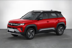 Maruti Suzuki Brezza Sizzling Red with Bluish Black Roof color Maruti Suzuki Brezza Sizzling Red with Bluish Black Roof color