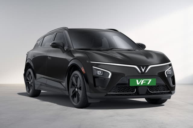 Vinfast VF7 Jet Black Color Image