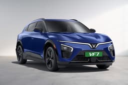 Vinfast VF7 Moonlight Ocean color