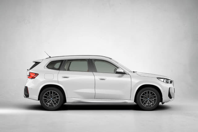 BMW X1 LWB Mineral White Color Image
