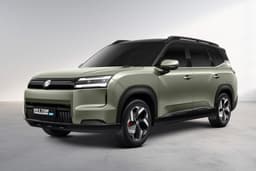 MG Hector Tomahawk EV Color Khaki Green Plus Mono Black MG Hector Tomahawk EV Color Khaki Green Plus Mono Black