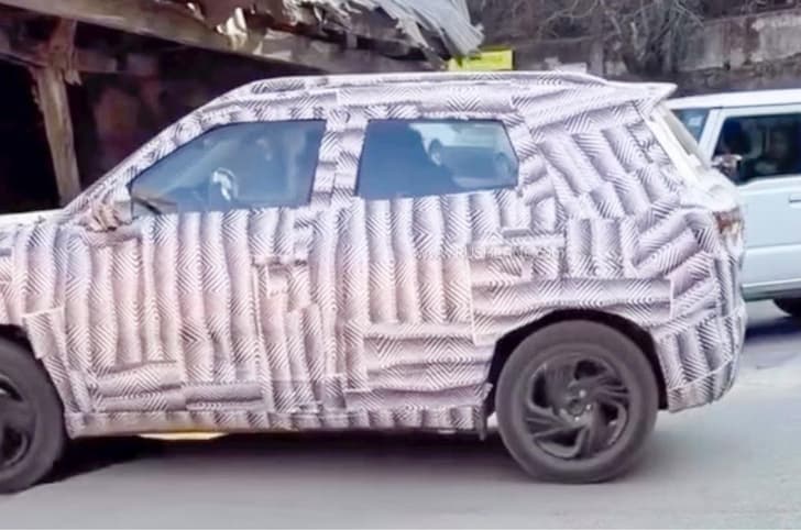 Maruti Suzuki Brezza facelift spied Maruti Suzuki Brezza facelift spied