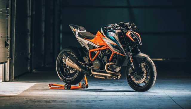 Upcoming KTM 1390 Super Duke RR details revealed
