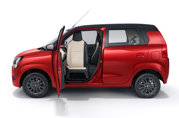 Wagon R swivel seat
