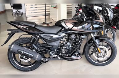 Bajaj Pulsar 220F updated with new colours, launched at Rs 1.28 lakh