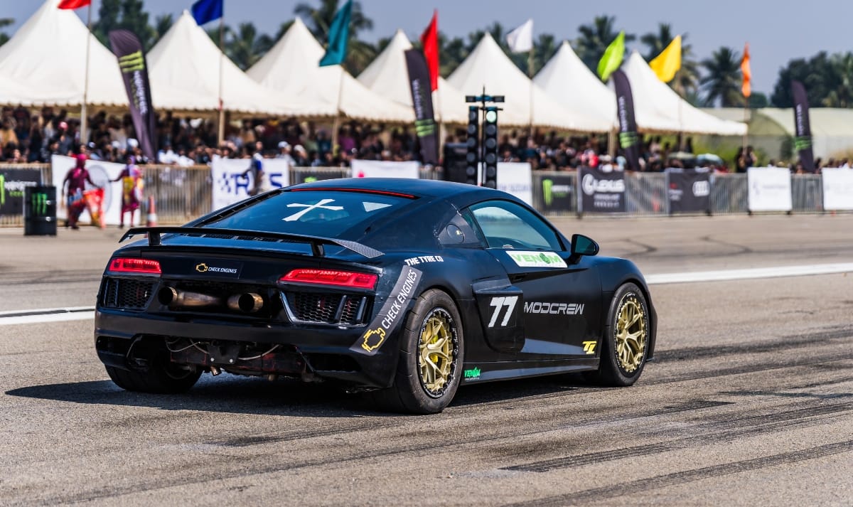 Audi R8 breaks India quarter mile record