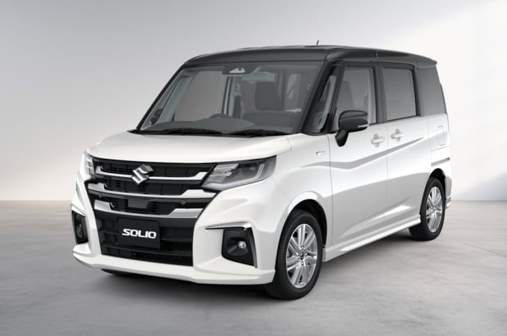 Suzuki Solio in white color