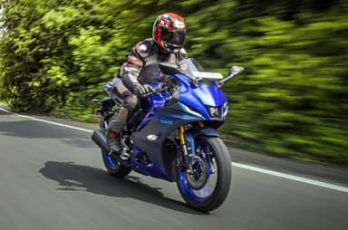 Yamaha R15 range price cut by Rs 5,000, starts at Rs 1.51 lakh