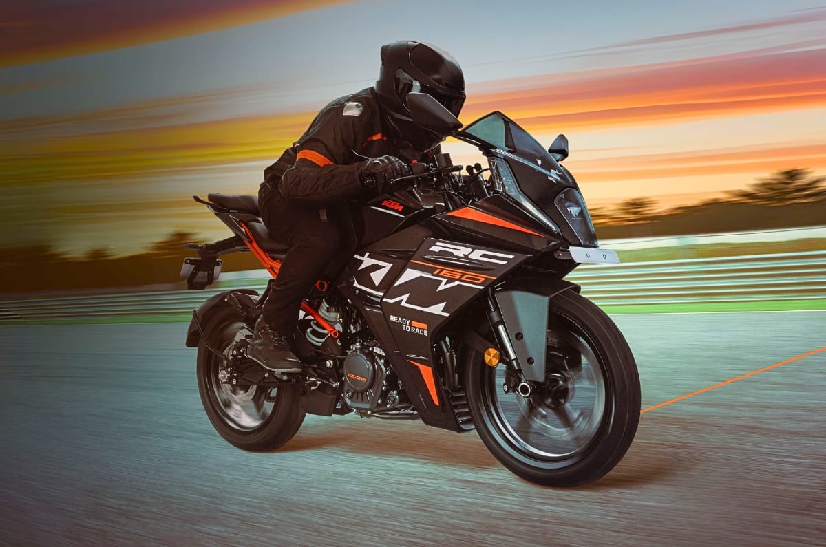 KTM RC 160 launched at Rs 1.85 lakh