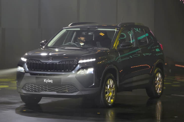 Skoda Kylaq Classic+ front