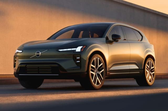 New Volvo EX60 revealed with up to 810km of range