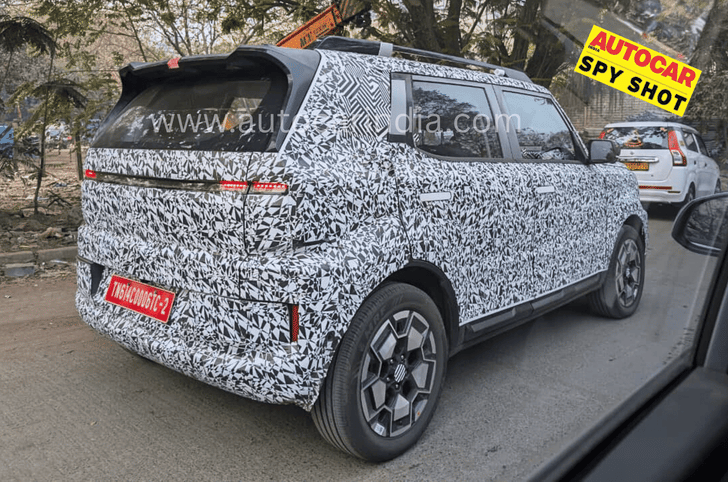 New Hyundai SUV spied rear right side