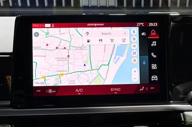 Renault Duster touchscreen infotainment system Renault Duster touchscreen infotainment system