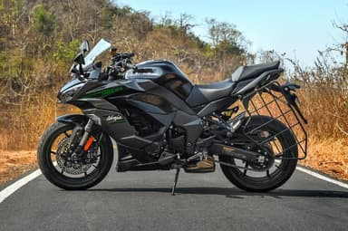 Kawasaki offering discounts up to Rs 2.5 lakh on Ninja models