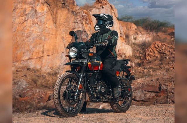 TNT Customs builds a Royal Enfield Himalayan 440